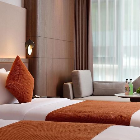 Zhangjiajie Utopia Hotel--Free One Way Pick Up Service Over 2 Nights Exteriör bild