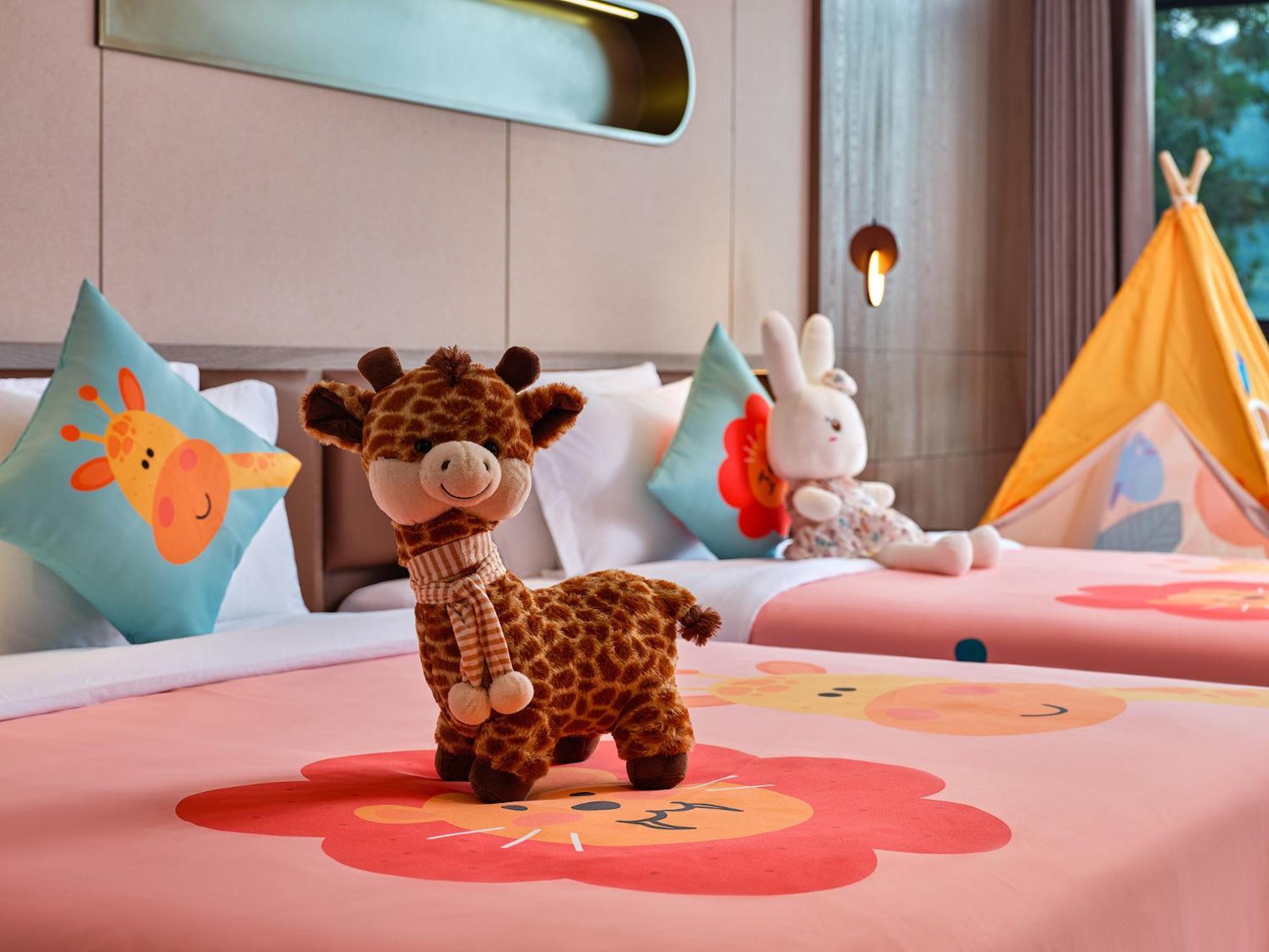 Zhangjiajie Utopia Hotel--Free One Way Pick Up Service Over 2 Nights Exteriör bild