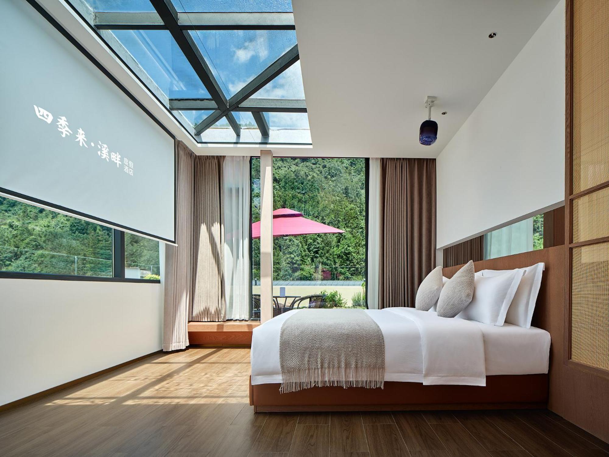 Zhangjiajie Utopia Hotel--Free One Way Pick Up Service Over 2 Nights Exteriör bild