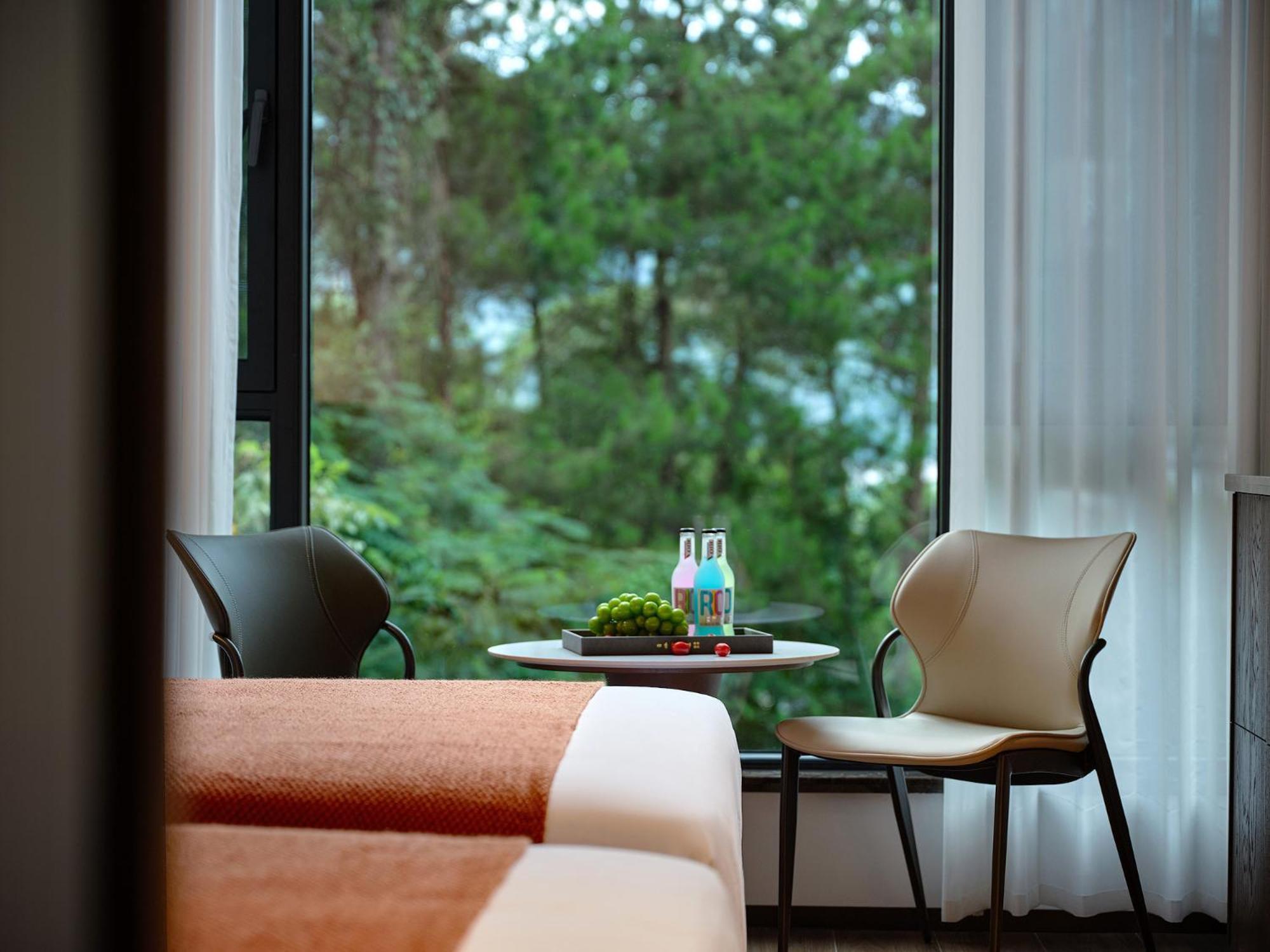 Zhangjiajie Utopia Hotel--Free One Way Pick Up Service Over 2 Nights Exteriör bild